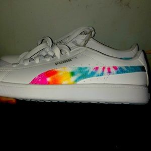 Rainbow pumas
